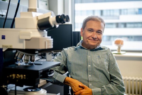 Güntürkün Prof des Jahress 2025.jpg