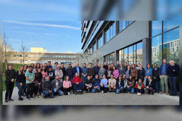 SFB-Meeting_Bochum_Gruppenfoto.jpg